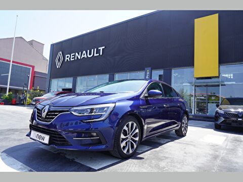 Sedan 1.3 TCe Icon EDC, 2. el otomobil | renew