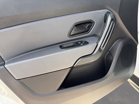 dacia, duster, 1.3 tce 4x4 comfort, manuel, benzin 2.el otomobil | renew 22