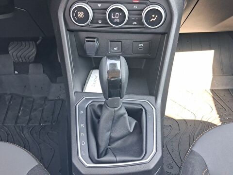 dacia, sandero stepway, 1.0 tce extreme cvt, otomatik, benzin 2.el otomobil | renew 17