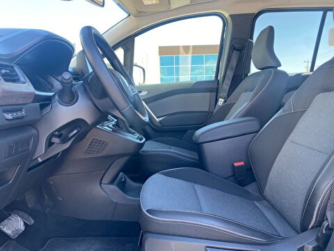 renault, kangoo multix, combi 1.3 tce ıconic edc, otomatik, benzin 2.el otomobil | renew 18