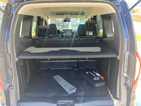 renault, kangoo multix, combi 1.3 tce ıconic edc, otomatik, benzin 2.el otomobil | renew 22