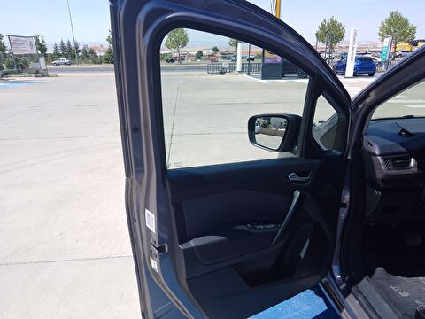 renault, kangoo multix, combi 1.3 tce ıconic edc, otomatik, benzin 2.el otomobil | renew 20