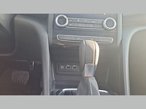 renault, megane, sedan 1.3 tce ıcon edc, otomatik, benzin 2.el otomobil | renew 18