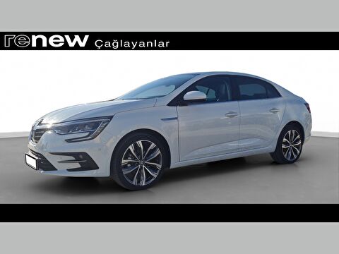 Sedan 1.3 TCe Icon EDC, 2. el otomobil | renew