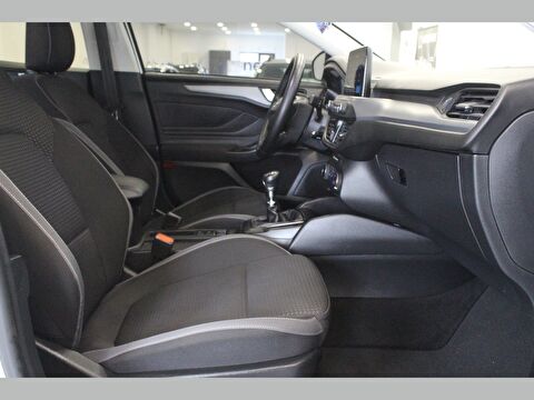 ford, focus, sedan 1.5 ti-vct trend x, manuel, benzin 2.el otomobil | renew 40