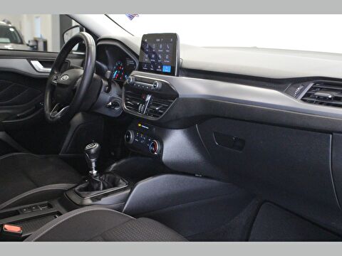 ford, focus, sedan 1.5 ti-vct trend x, manuel, benzin 2.el otomobil | renew 32