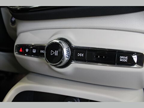 volvo, xc40, suv 1.5 t2 plus dark geartronic, otomatik, benzin 2.el otomobil | renew 28