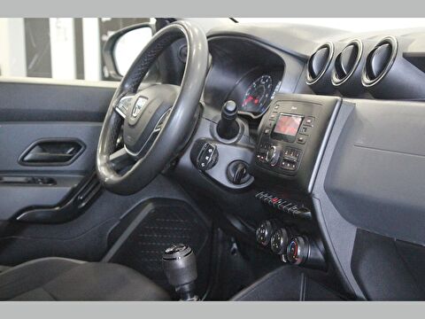 dacia, duster, 1.5 bluedcı 4x4 comfort, manuel, dizel 2.el otomobil | renew 35