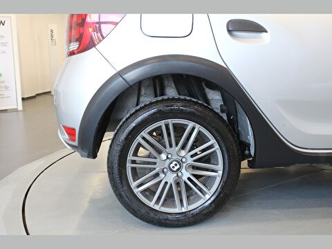 dacia, sandero, hatchback 1.0 tce eco-g stepway, manuel, benzin + lpg 2.el otomobil | renew 17