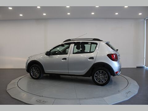 dacia, sandero, hatchback 1.0 tce eco-g stepway, manuel, benzin + lpg 2.el otomobil | renew 5
