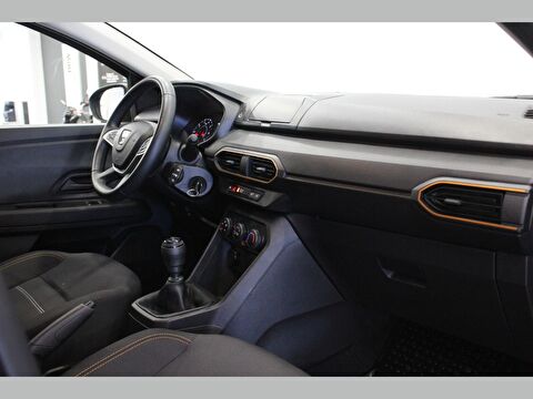 dacia, sandero stepway, 1.0 turbo comfort, manuel, benzin 2.el otomobil | renew 40