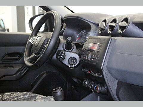 dacia, duster, suv 1.5 bluedcı 4x4 comfort, manuel, dizel 2.el otomobil | renew 40