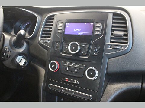 renault, megane, sedan 1.3 tce joy, manuel, benzin 2.el otomobil | renew 30