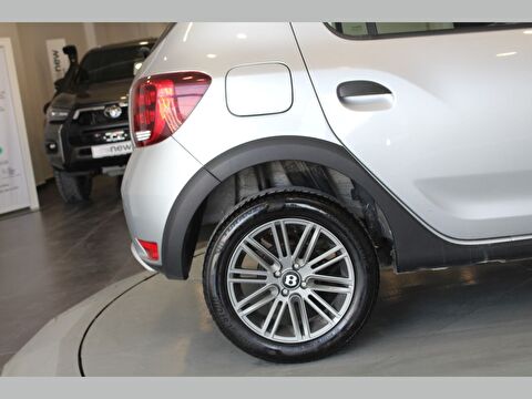 dacia, sandero, 1.0 turbo eco-g stepway, manuel, benzin + lpg 2.el otomobil | renew 25