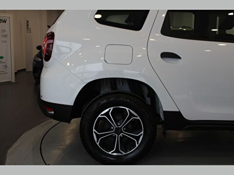 dacia, duster, 1.0 tce comfort 4x2, manuel, benzin 2.el otomobil | renew 17