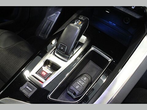 peugeot, 3008, crossover 1.6 thp gt line eat6, otomatik, benzin 2.el otomobil | renew 32