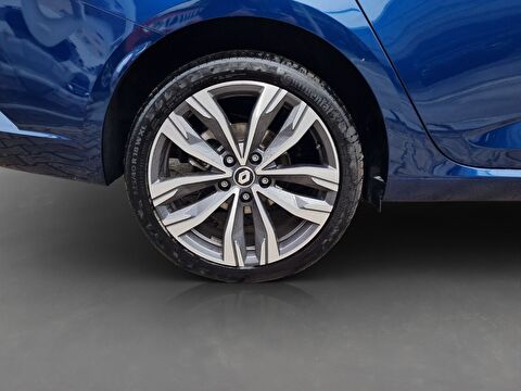 renault, megane, sedan 1.3 tce ıcon edc, otomatik, benzin 2.el otomobil | renew 7