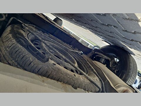 renault, kangoo multix, combi 1.3 tce ıconic edc, otomatik, benzin 2.el otomobil | renew 22