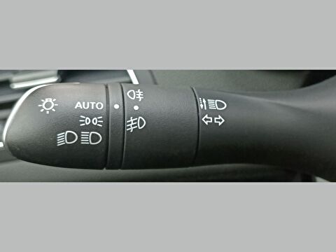 renault, megane, sedan 1.3 tce touch edc, otomatik, benzin 2.el otomobil | renew 25