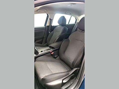 renault, megane, sedan 1.3 tce touch edc, otomatik, benzin 2.el otomobil | renew 18