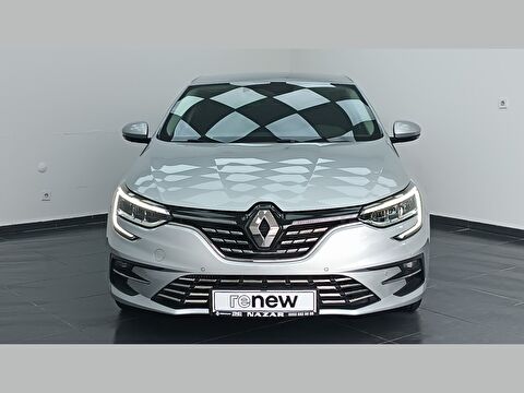 Sedan 1.3 TCe Icon EDC, 2. el otomobil | renew