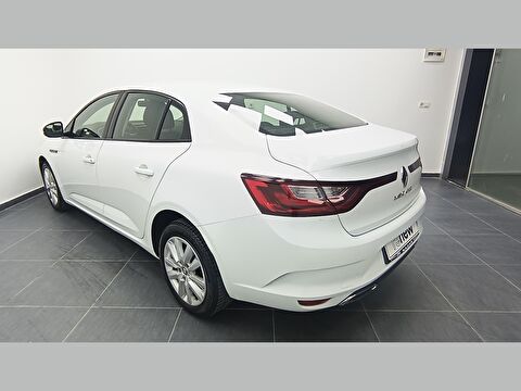 renault, megane, sedan 1.3 tce joy edc, otomatik, benzin 2.el otomobil | renew 9