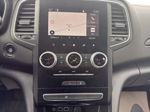renault, megane, sedan 1.3 tce touch edc, otomatik, benzin 2.el otomobil | renew 17