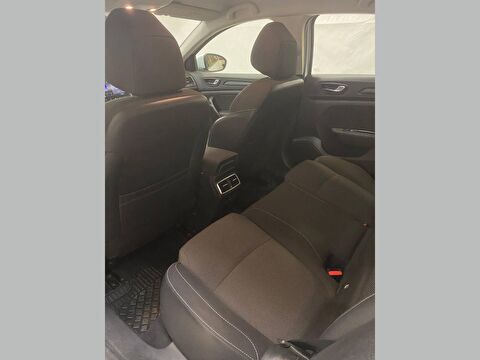 renault, megane, sedan 1.3 tce touch edc, otomatik, benzin 2.el otomobil | renew 9