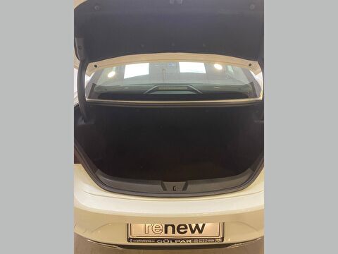 renault, megane, sedan 1.3 tce touch edc, otomatik, benzin 2.el otomobil | renew 8