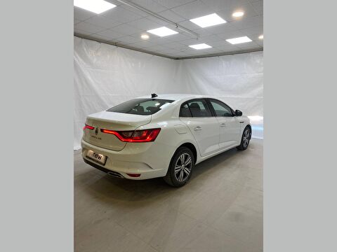renault, megane, sedan 1.3 tce touch edc, otomatik, benzin 2.el otomobil | renew 5