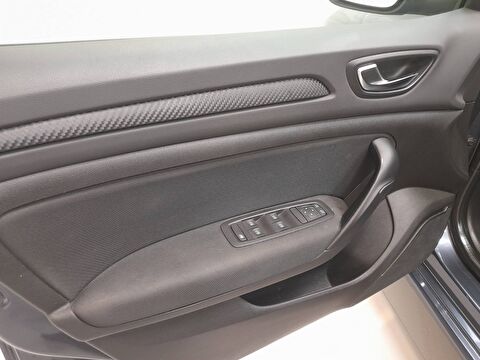 renault, megane, sedan 1.3 tce touch edc, otomatik, benzin 2.el otomobil | renew 15