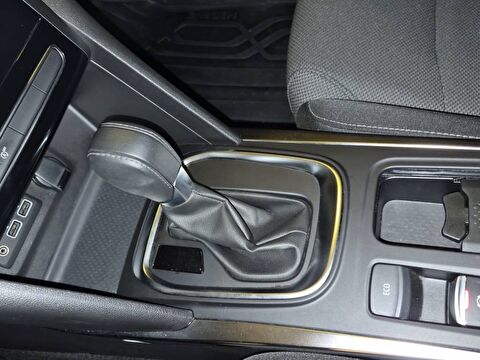 renault, megane, sedan 1.3 tce touch edc, otomatik, benzin 2.el otomobil | renew 17