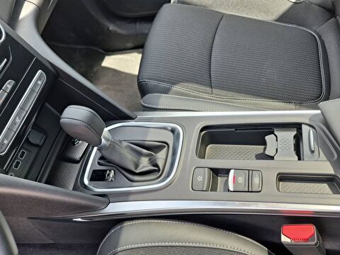 renault, megane, sedan 1.3 tce ıcon edc, otomatik, benzin 2.el otomobil | renew 14
