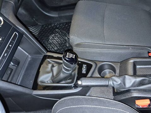 renault, megane, sedan 1.3 tce joy, manuel, benzin 2.el otomobil | renew 17