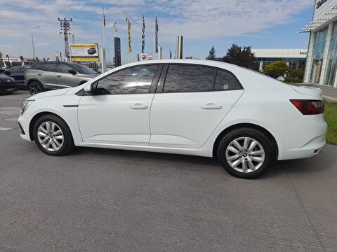 renault, megane, sedan 1.3 tce joy edc, otomatik, benzin 2.el otomobil | renew 13