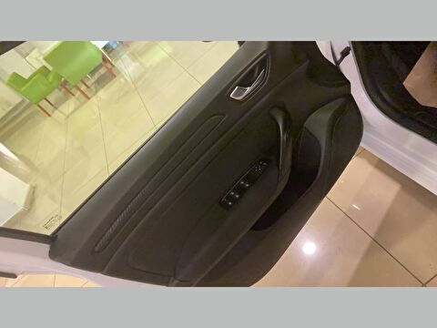 renault, megane, sedan 1.3 tce joy edc, otomatik, benzin 2.el otomobil | renew 22