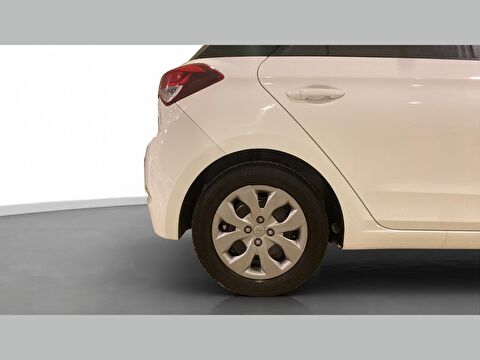 hyundai, i20, hatchback 1.2 mpı jump, manuel, benzin 2.el otomobil | renew 9