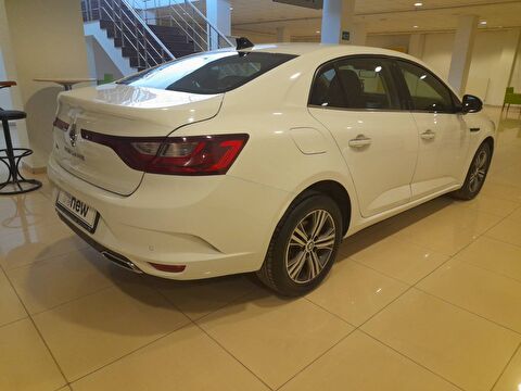 renault, megane, sedan 1.3 tce touch edc, otomatik, benzin 2.el otomobil | renew 3
