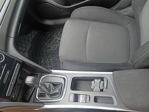 renault, megane, sedan 1.3 tce touch edc, otomatik, benzin 2.el otomobil | renew 38