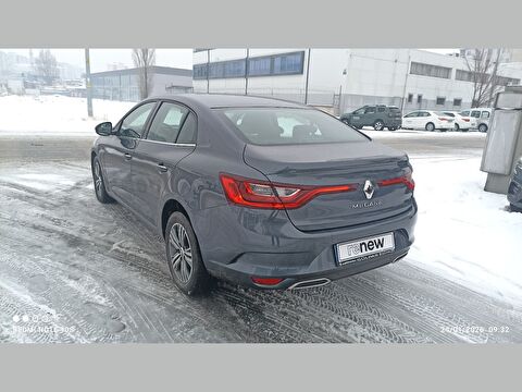 renault, megane, sedan 1.3 tce touch edc, otomatik, benzin 2.el otomobil | renew 3