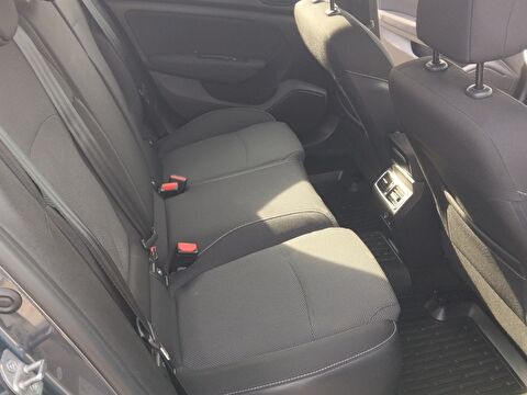 renault, megane, sedan 1.3 tce touch edc, otomatik, benzin 2.el otomobil | renew 25