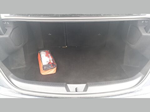 renault, megane, sedan 1.3 tce touch edc, otomatik, benzin 2.el otomobil | renew 10