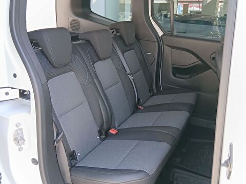 renault, kangoo multix, 1.5 bluedci techno, manuel, dizel 2.el otomobil | renew 16