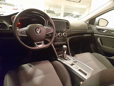 renault, megane, sedan 1.3 tce touch edc, otomatik, benzin 2.el otomobil | renew 9