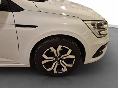 renault, megane, sedan 1.3 tce joy comfort edc, otomatik, benzin 2.el otomobil | renew 8