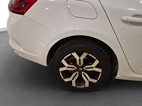 renault, megane, sedan 1.3 tce joy comfort edc, otomatik, benzin 2.el otomobil | renew 9