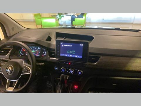 renault, kangoo multix, combi 1.3 tce ıconic edc, otomatik, benzin 2.el otomobil | renew 20