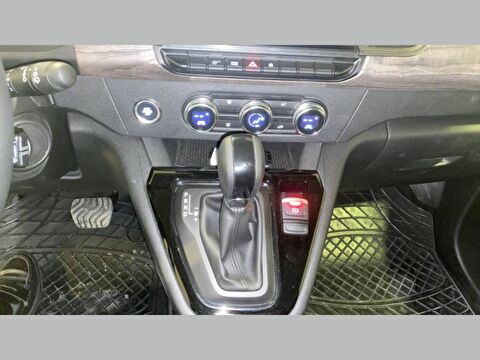 renault, kangoo multix, combi 1.3 tce ıconic edc, otomatik, benzin 2.el otomobil | renew 16