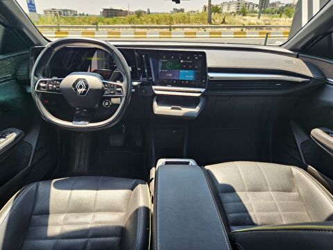 renault, megane e-tech, crossover ev60 ıconic otomatik, otomatik, elektrik 2.el otomobil | renew 10