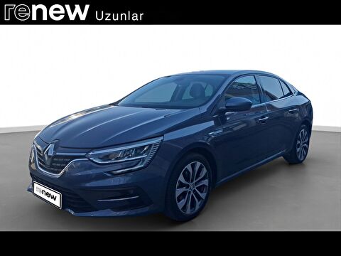 Sedan 1.3 TCe Icon EDC, 2. el otomobil | renew